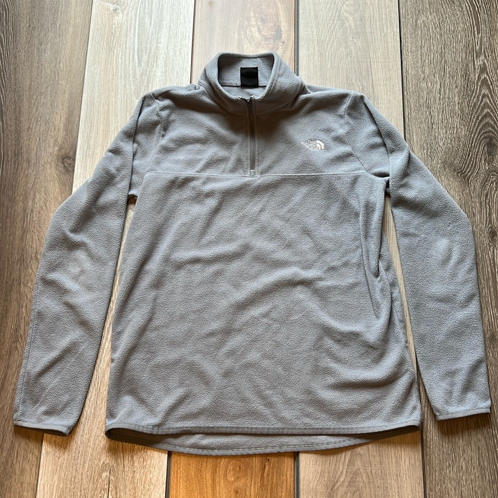 The North Face light weight fleece quarter zip gray women’s size medium